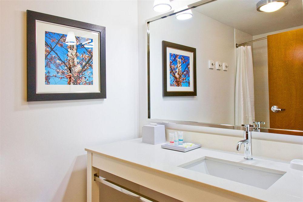 Four Points By Sheraton Raleigh Durham Airport 4* Morrisville