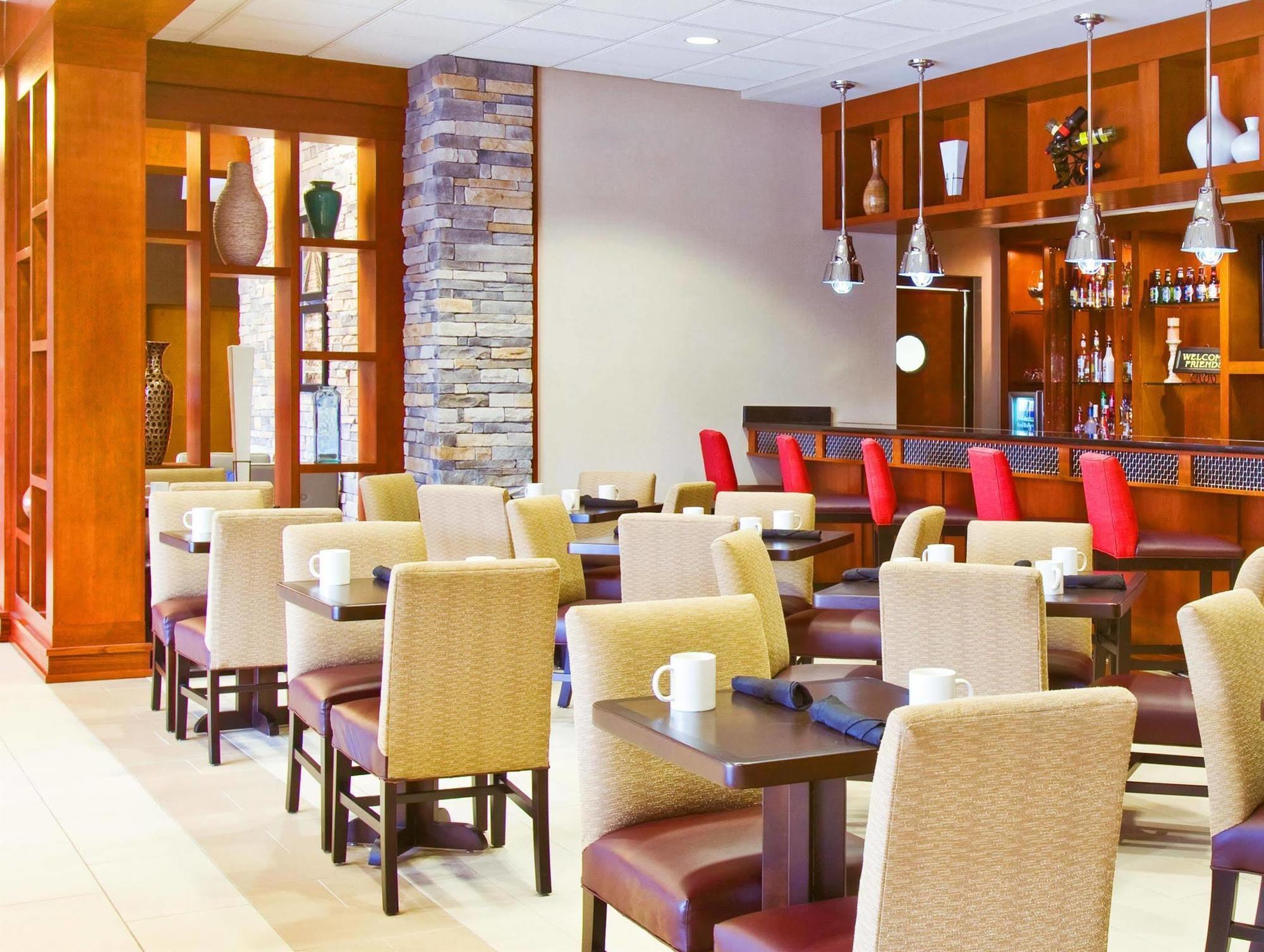 Four Points By Sheraton Raleigh Durham Airport 4* Morrisville